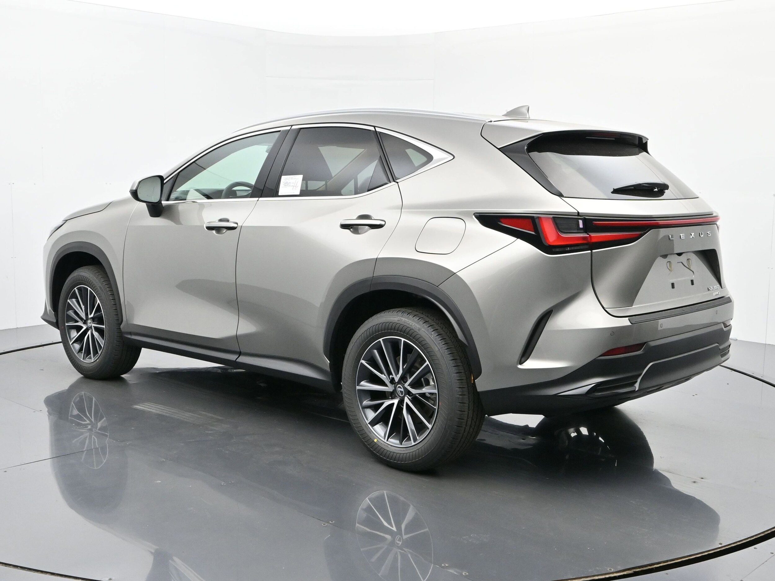 2026 Lexus NX 350 Premium AWD photo 3