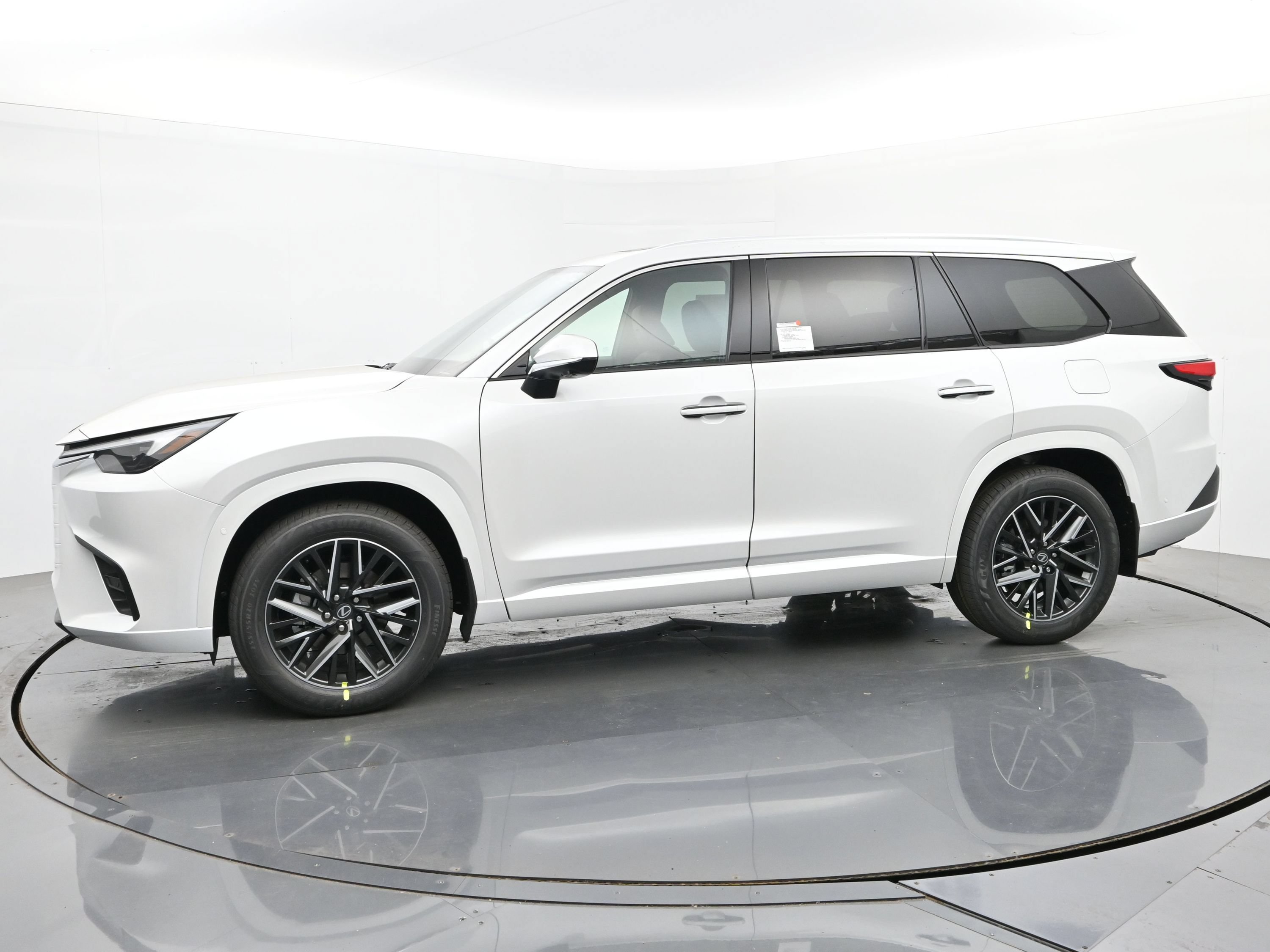 2026 Lexus TX 2