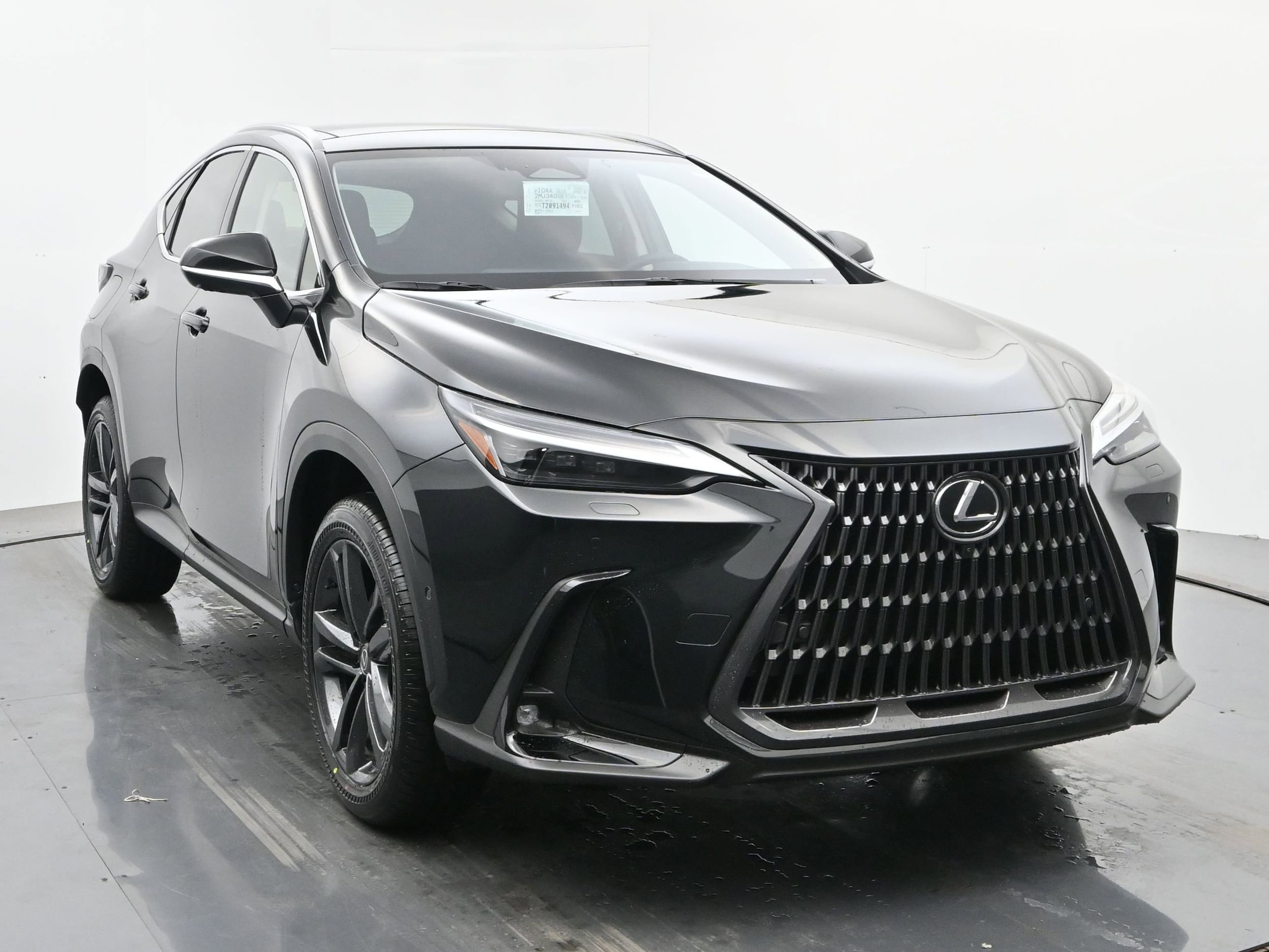 2026 Lexus NX 450h+ Luxury - Photo 8
