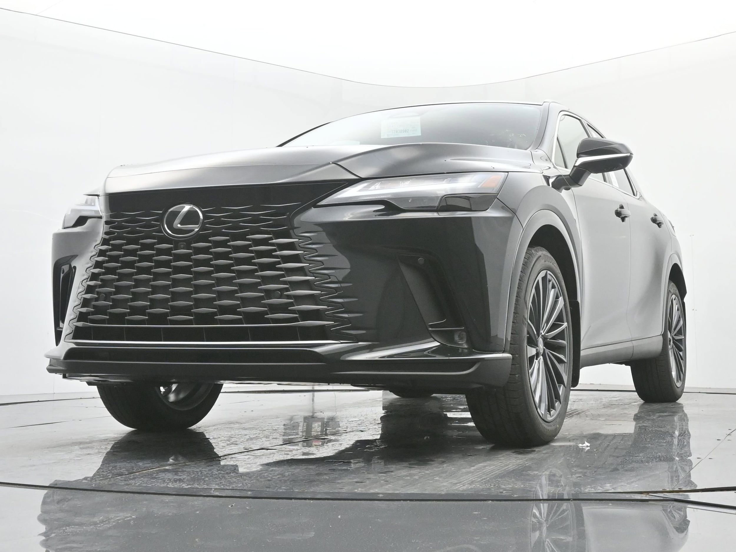 2026 Lexus RX 450h+ Premium - Photo 15