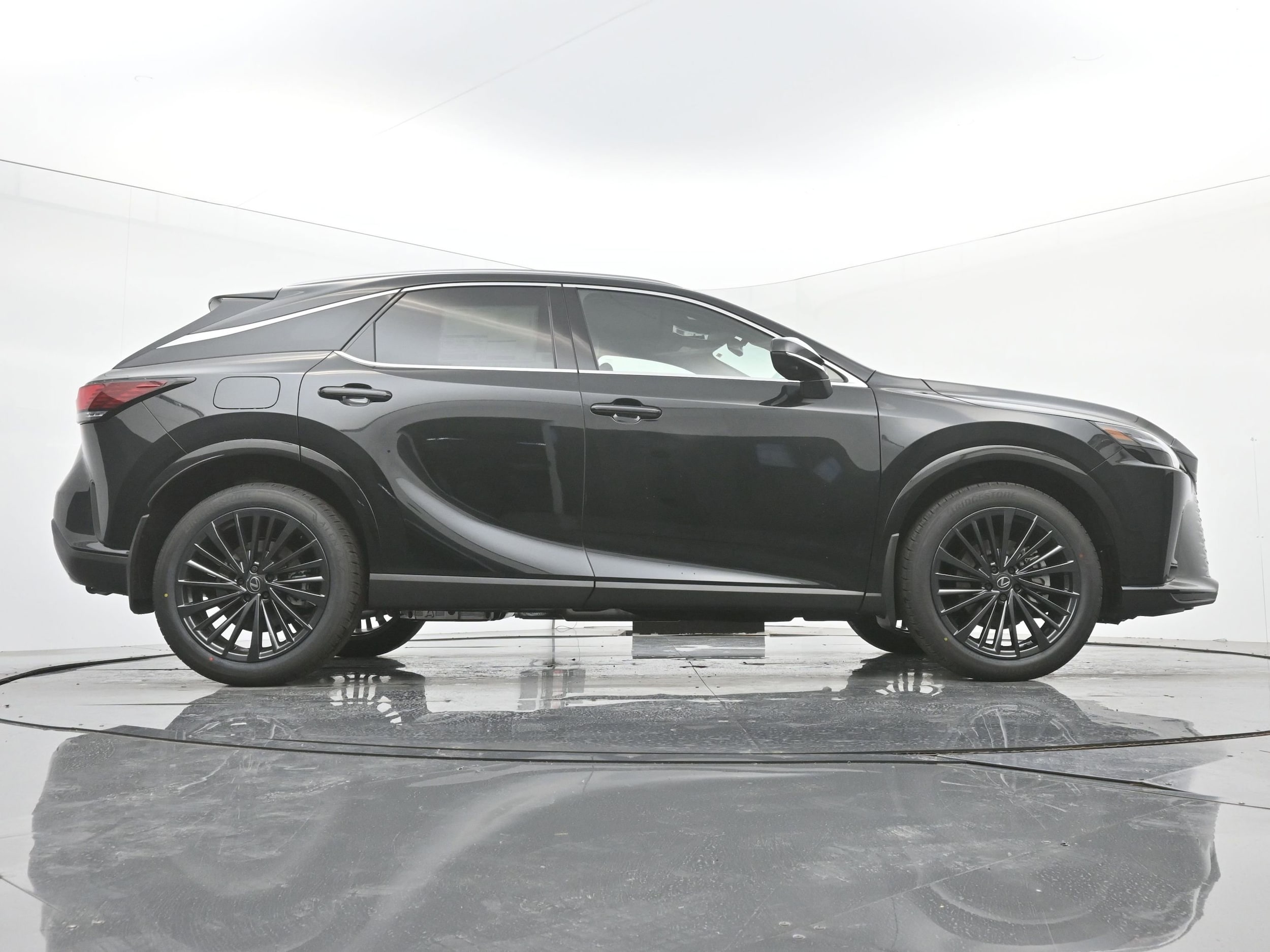 2026 Lexus RX 450h+ Premium - Photo 20