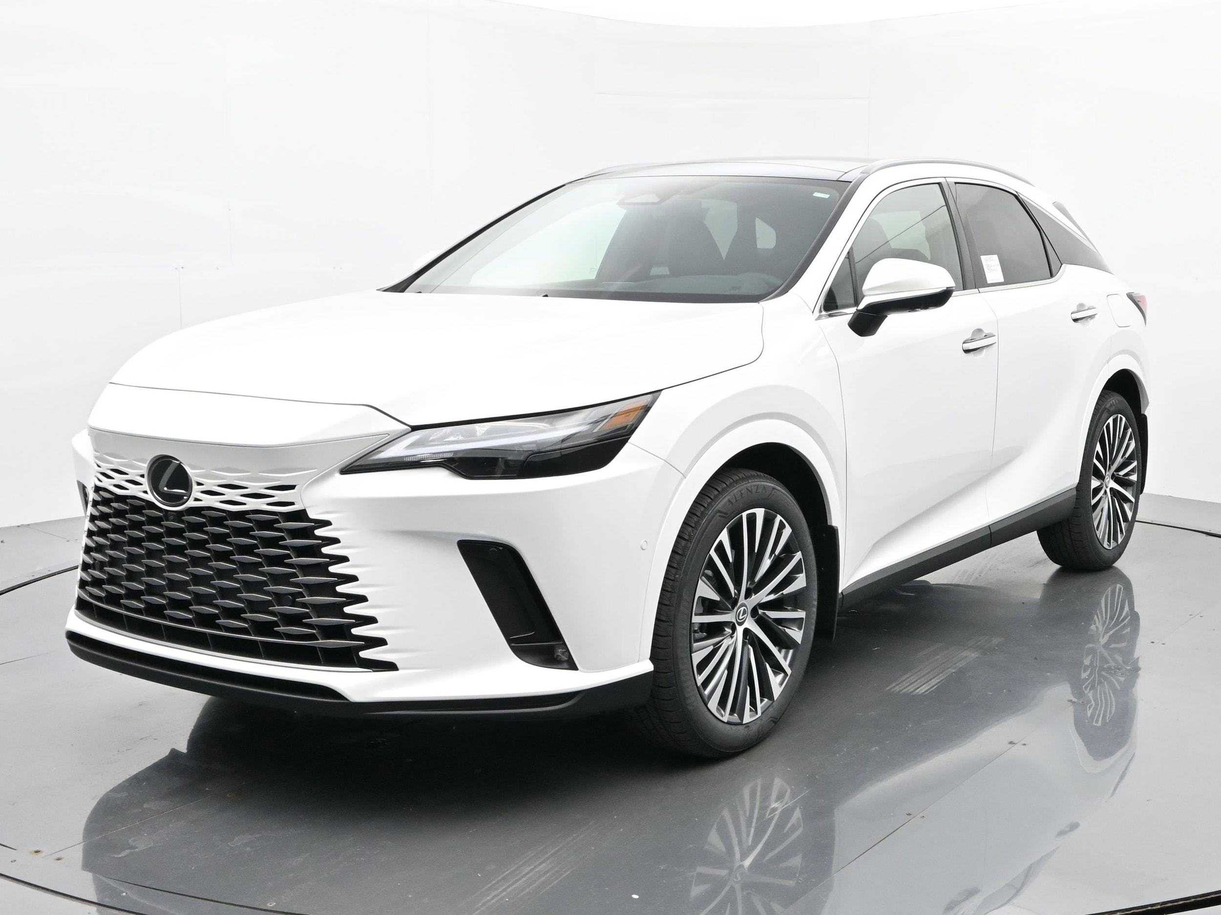 2026 Lexus RX Hybrid 350h's photo