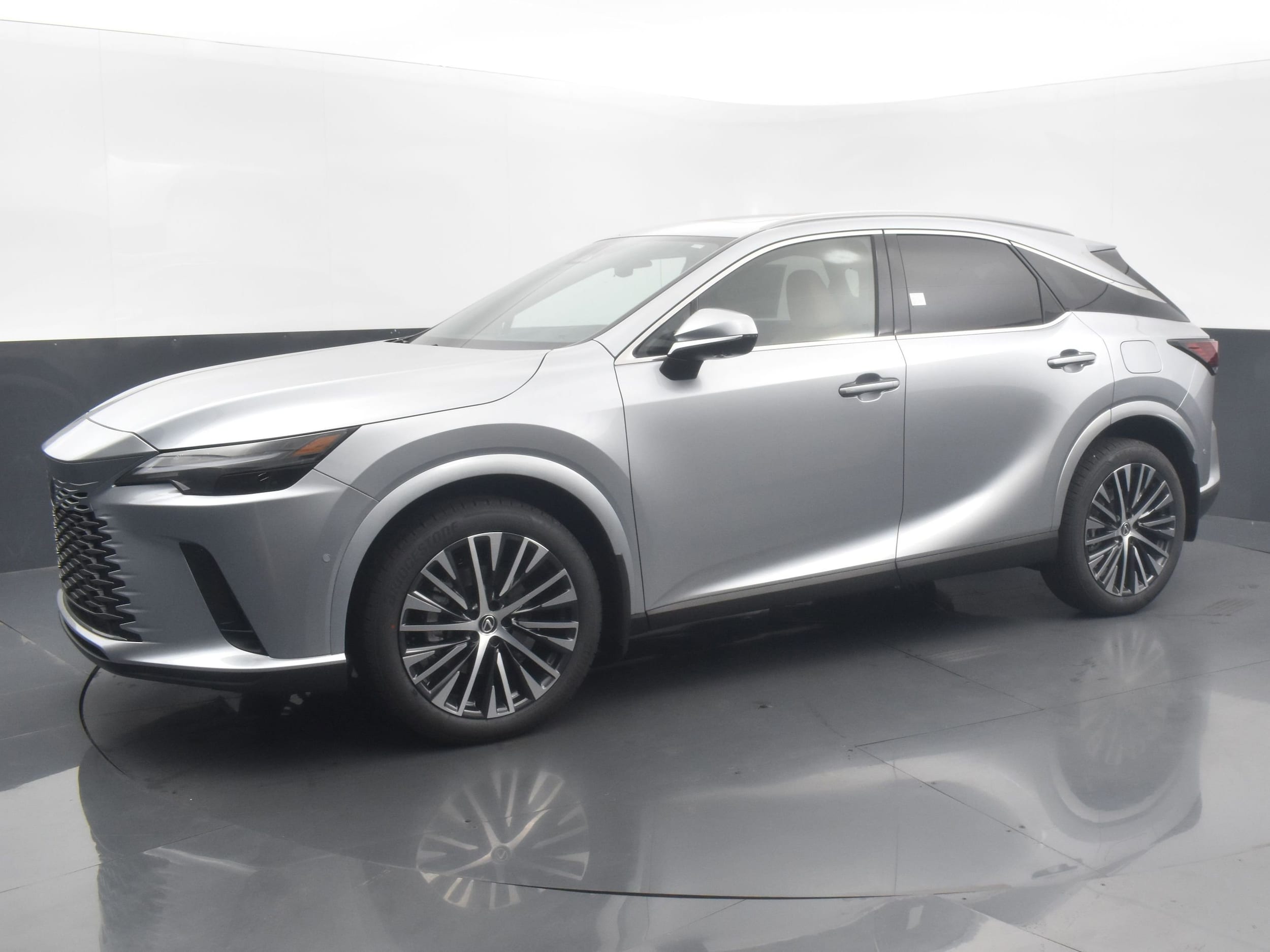 2024 Lexus RX 350's photo