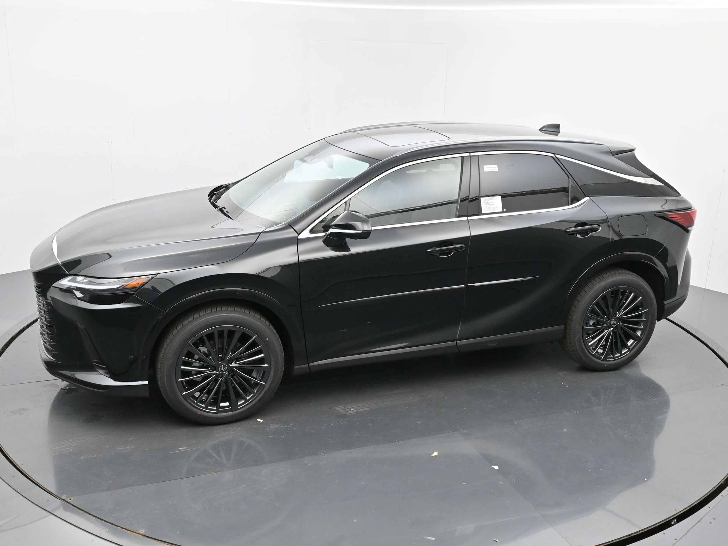 2026 Lexus RX 450h+ Premium - Photo 24