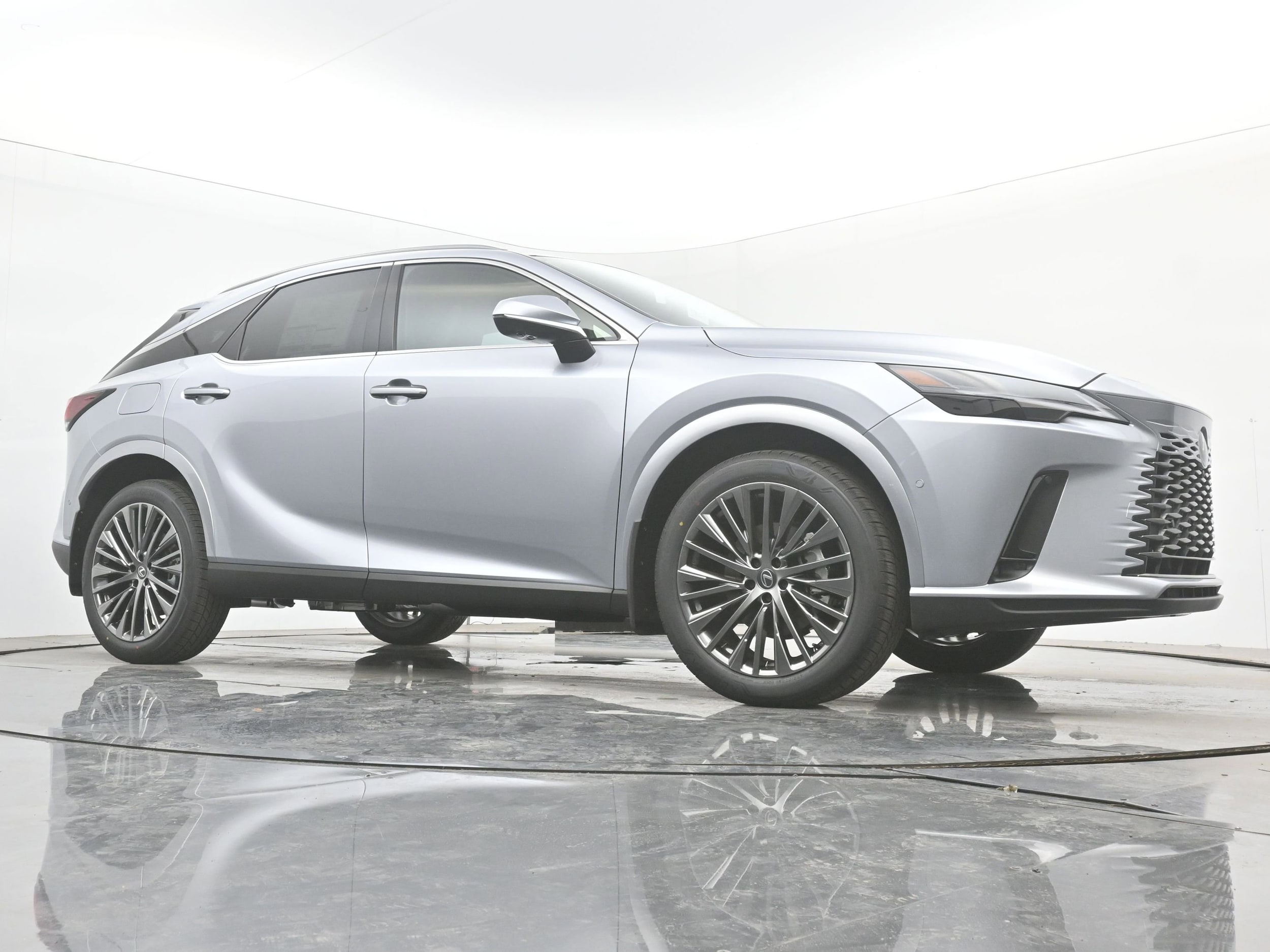 2026 Lexus RX 450h+ Luxury - Photo 21