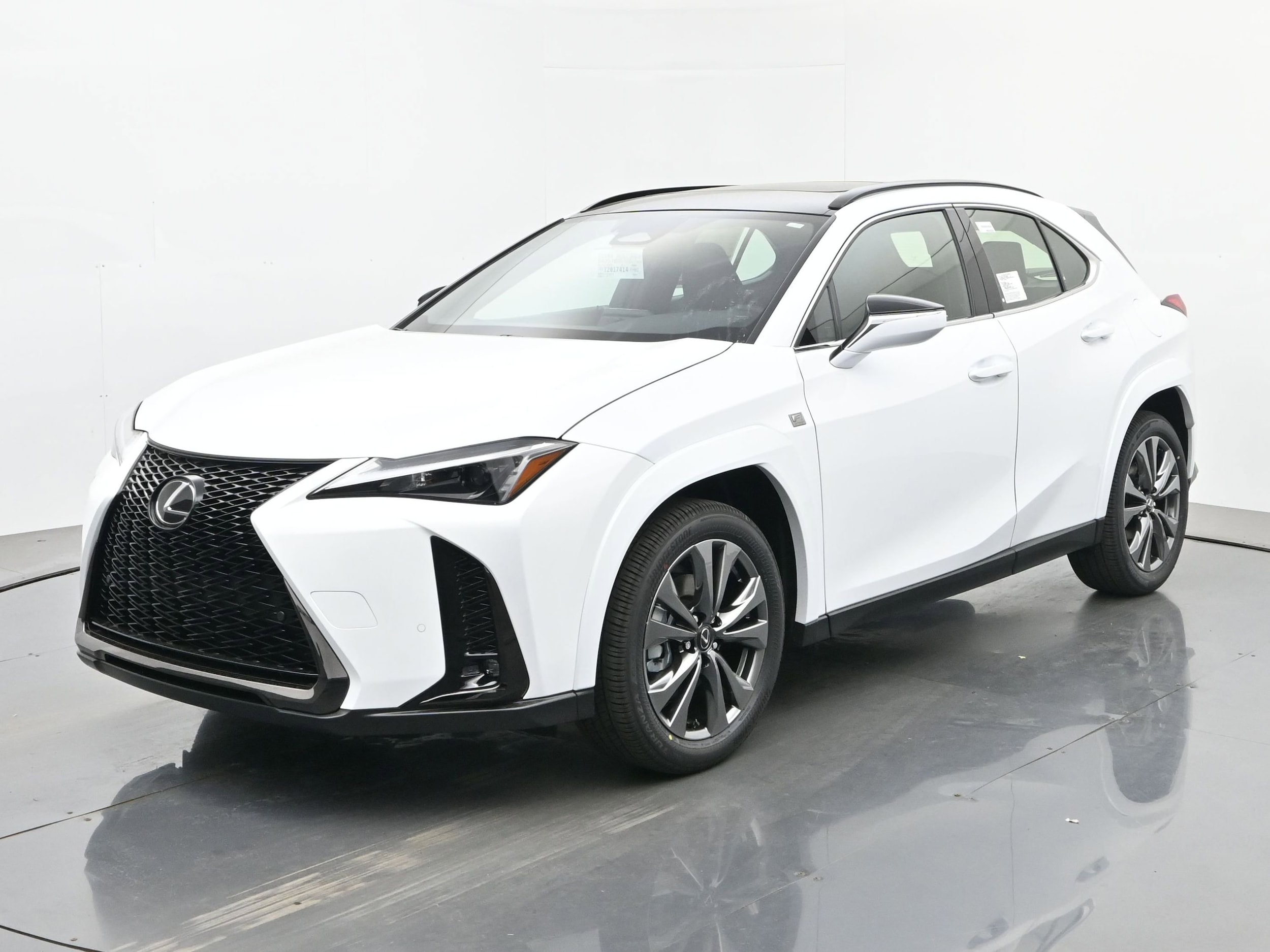 2026 Lexus UX 300h's photo