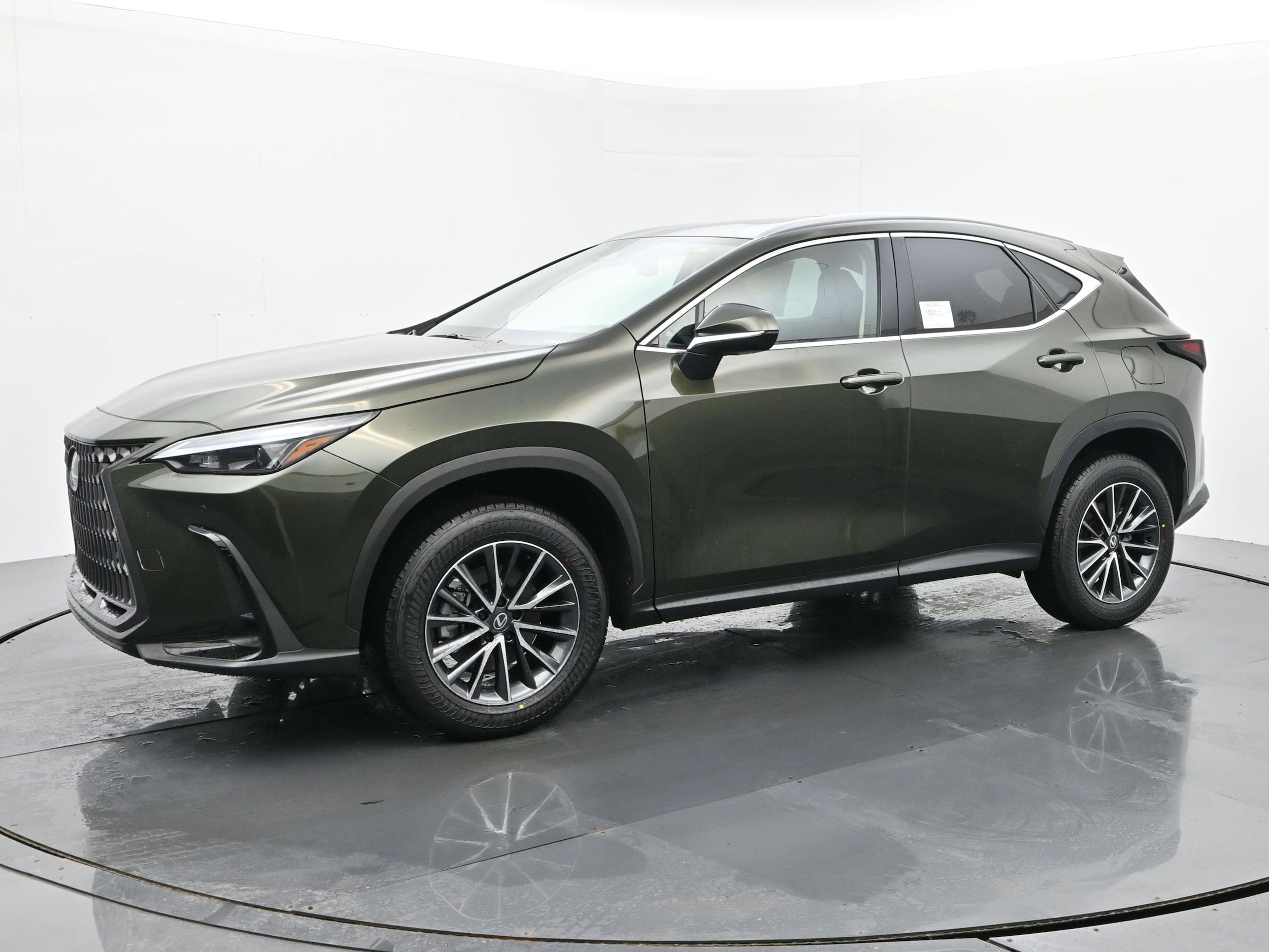 2026 Lexus NX Hybrid 350h's photo