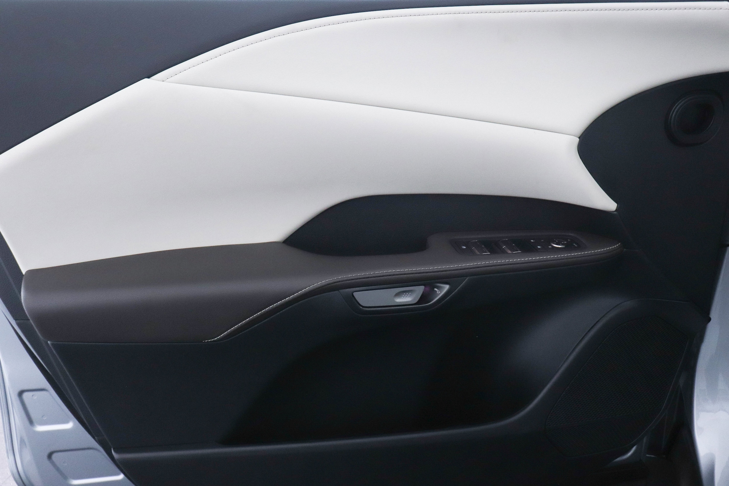 2024 Lexus RX Hybrid 350h - Photo 11