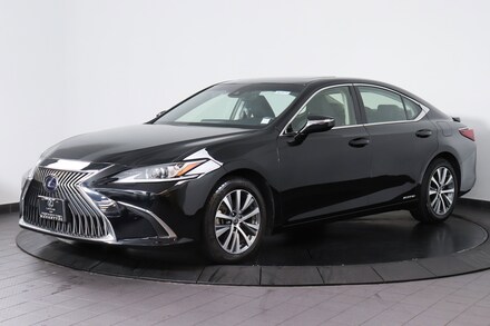2019 LEXUS ES 300h SEDAN