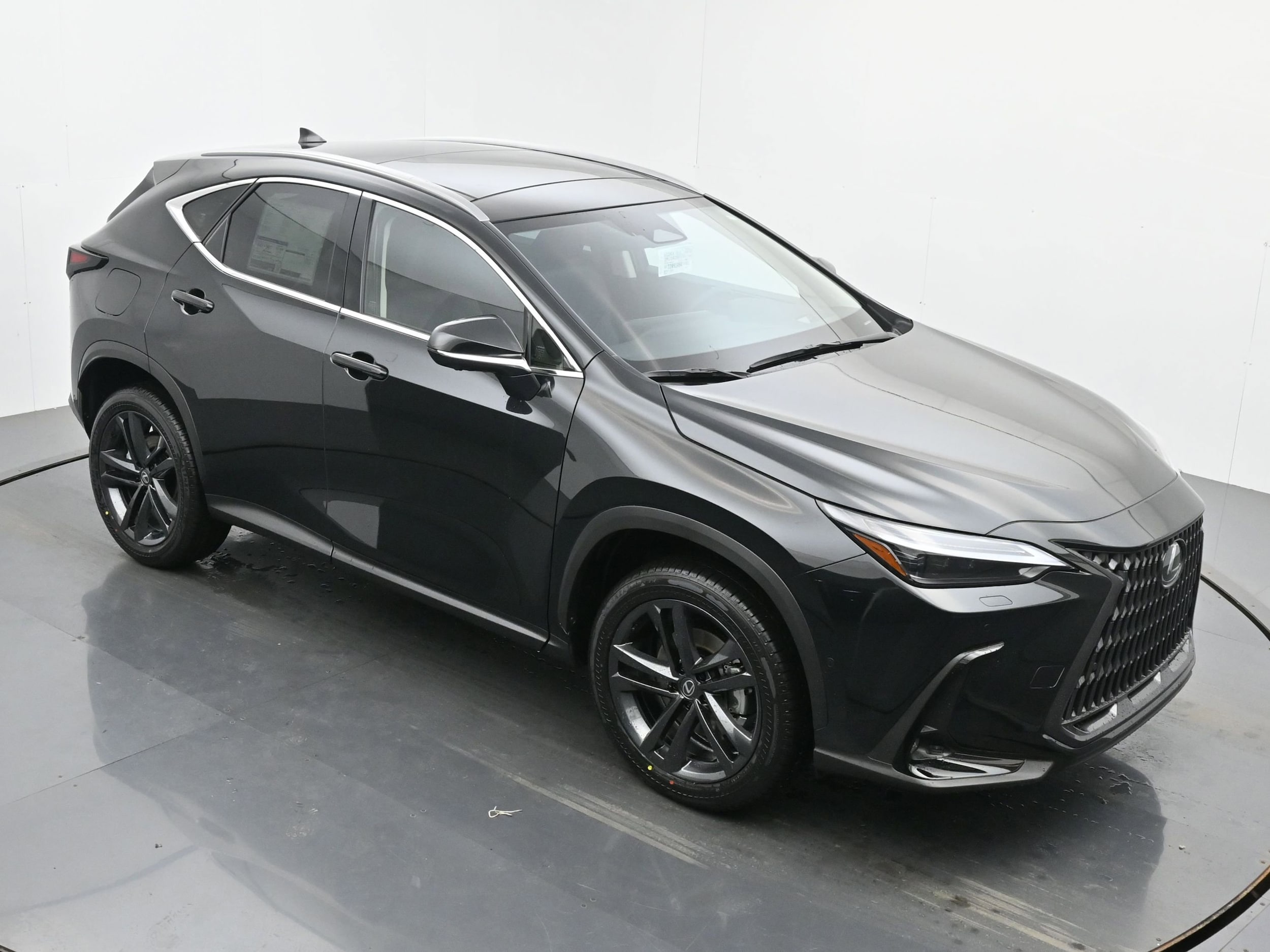2026 Lexus NX 450h+ Luxury - Photo 29