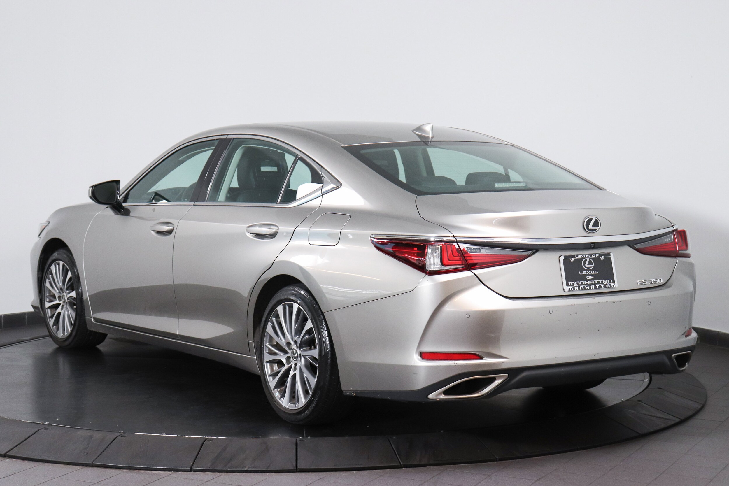 2020 Lexus ES 350 Premium photo 2