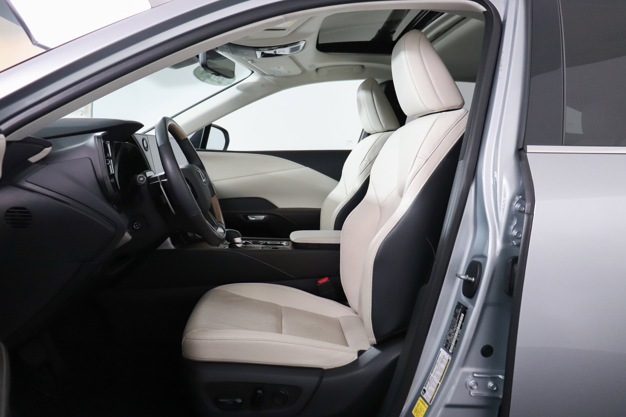 2024 Lexus RX Hybrid 350h - Photo 13