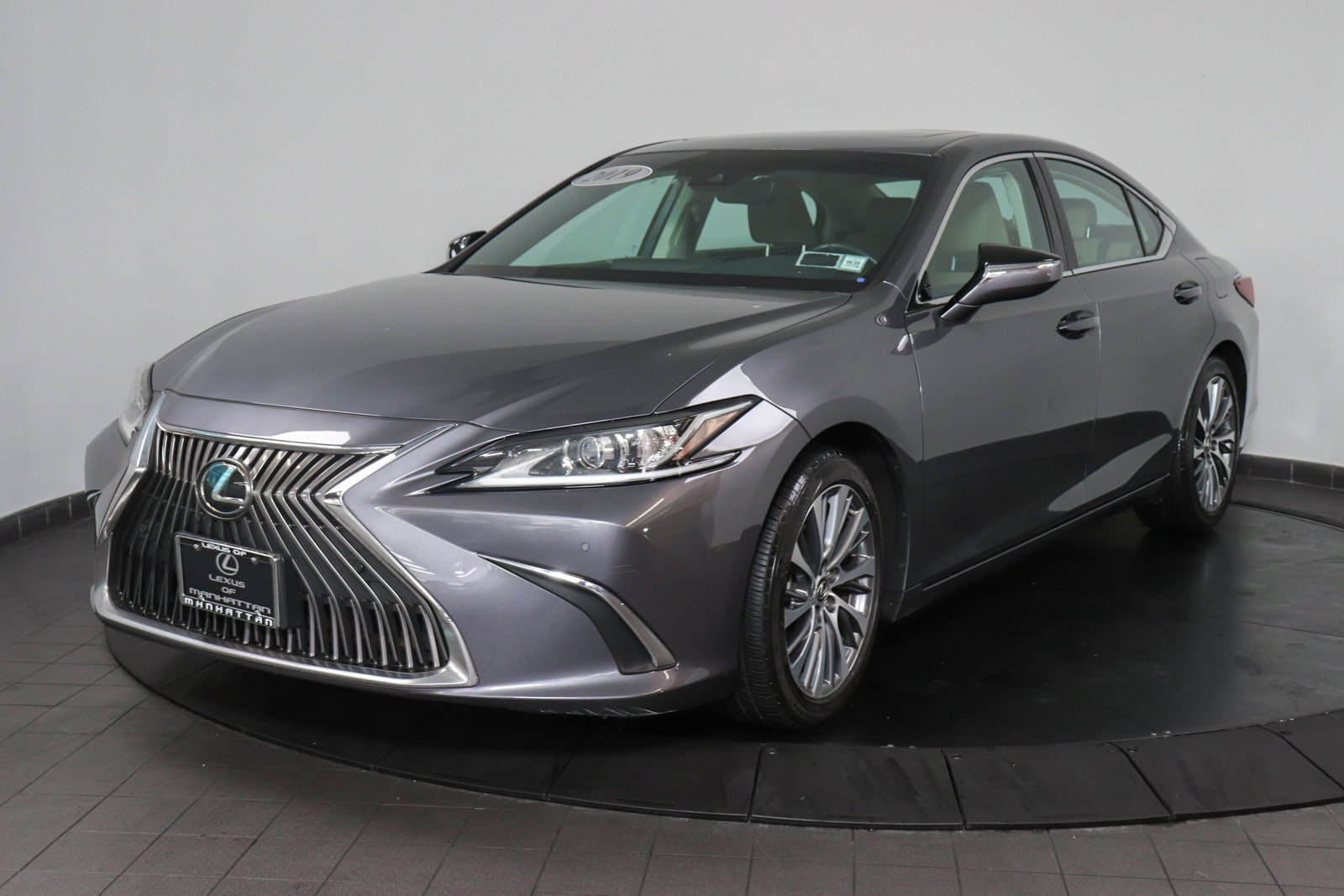 2019 Lexus ES