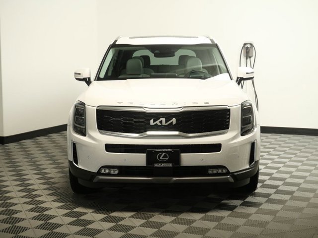Used 2022 Kia Telluride SX with VIN 5XYP5DHC4NG295143 for sale in Maplewood, Minnesota
