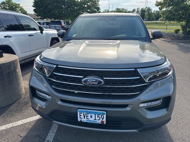 Used 2020 Ford Explorer XLT with VIN 1FMSK8DH7LGC29770 for sale in Maplewood, Minnesota