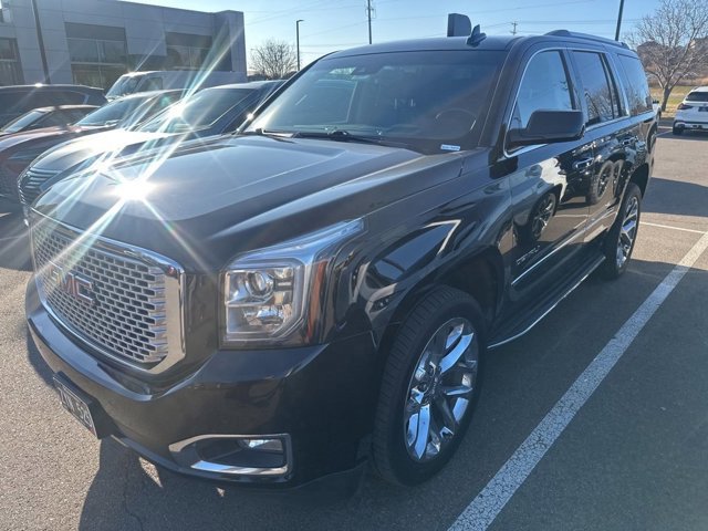 2017 Gmc Yukon Denali photo 3