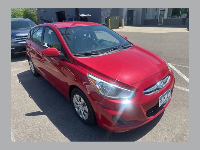 2017 Hyundai Accent SE 5-Door 6-Speed Automatic's photo