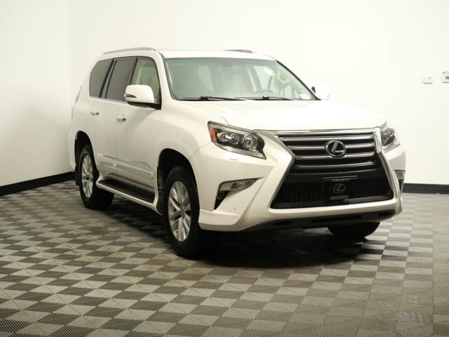 2019 Lexus GX Base's photo