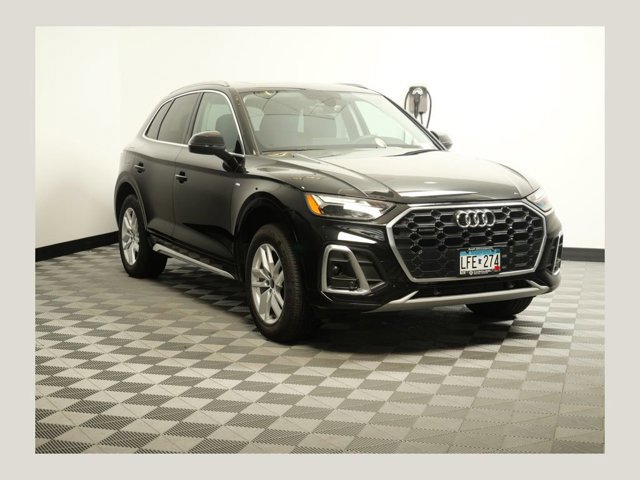 2024 Audi Q5 45 Premium's photo