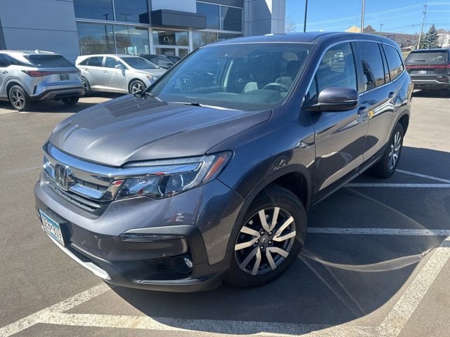Used 2019 Honda Pilot EX-L with VIN 5FNYF6H55KB045928 for sale in Maplewood, Minnesota