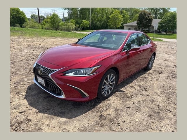 2019 Lexus ES 350 350's photo