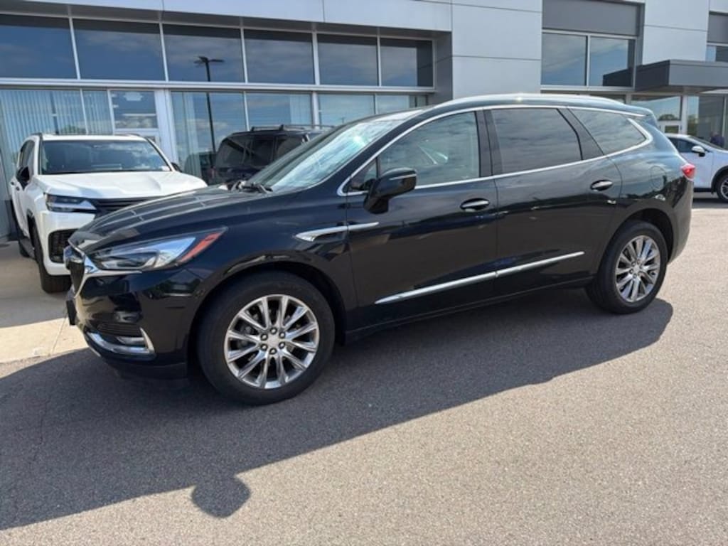 Used 2018 Buick Enclave Essence SUV