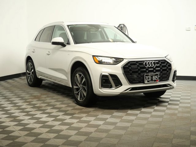 2022 Audi Q5 Premium's photo