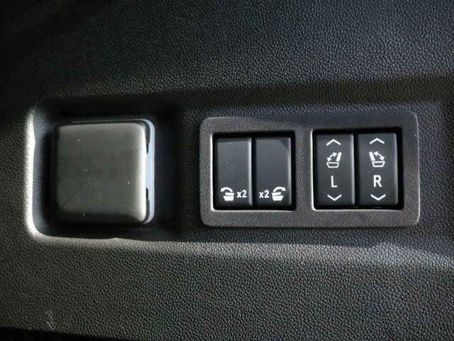 2024 Chevrolet Tahoe Z71 - Photo 33