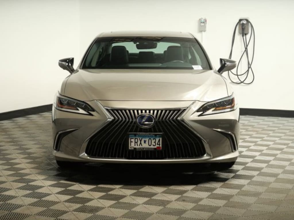 Used 2020 Lexus ES 300h Luxury Sedan