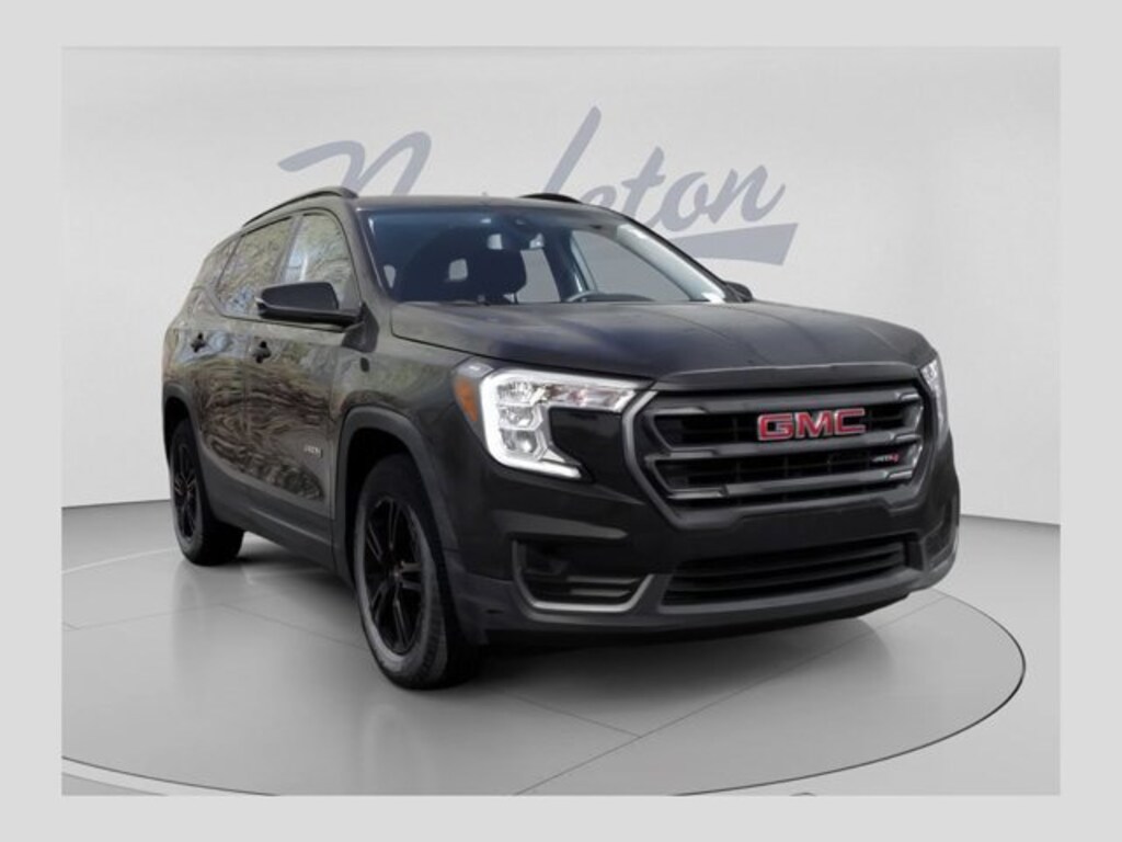 Used 2023 GMC Terrain AT4 SUV