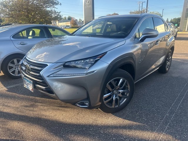 2015 Lexus NX 200t Luxury photo 3