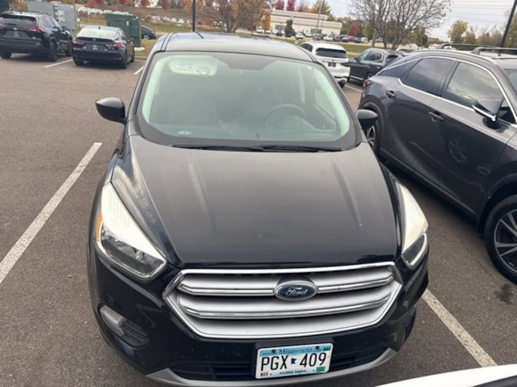 Used 2017 Ford Escape SE SUV