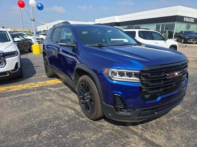 2023 GMC Acadia SLT's photo