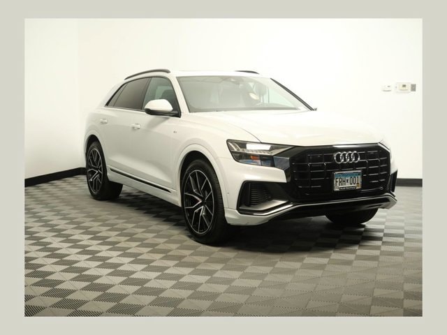 2021 Audi Q8 55 Premium Plus Tiptonic quattro's photo
