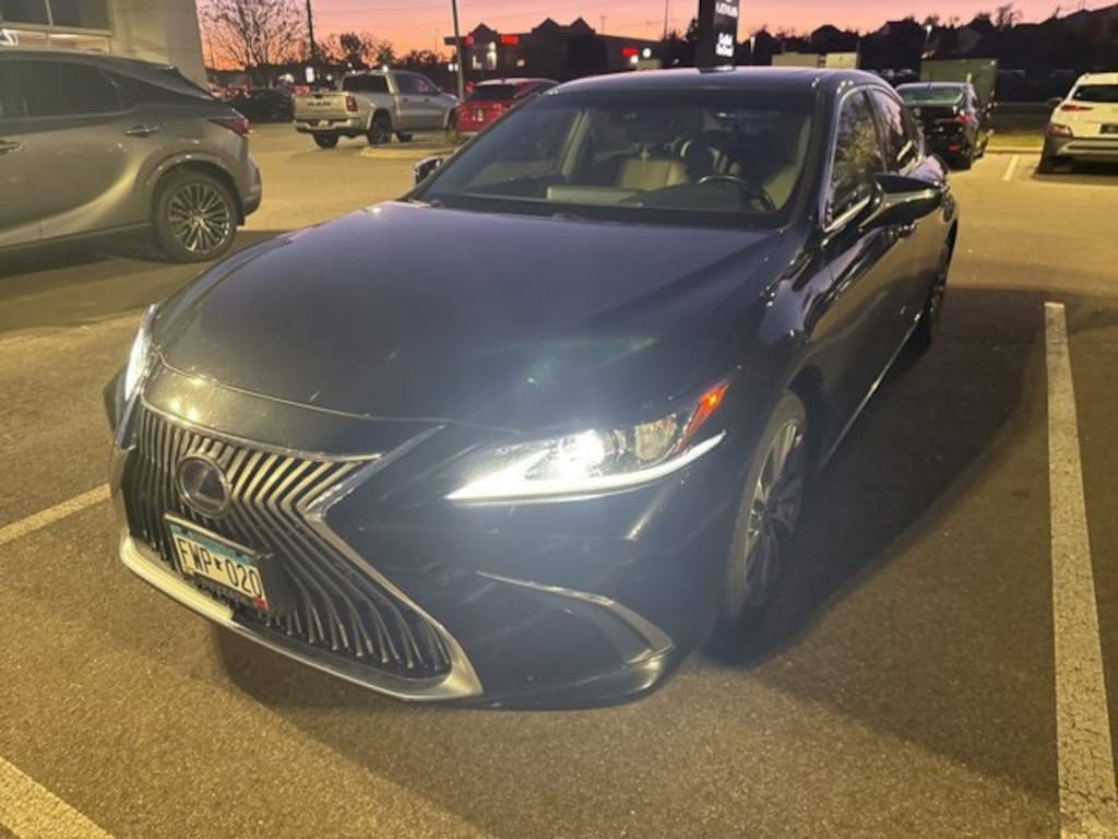 Used 2020 Lexus ES 300h  Sedan