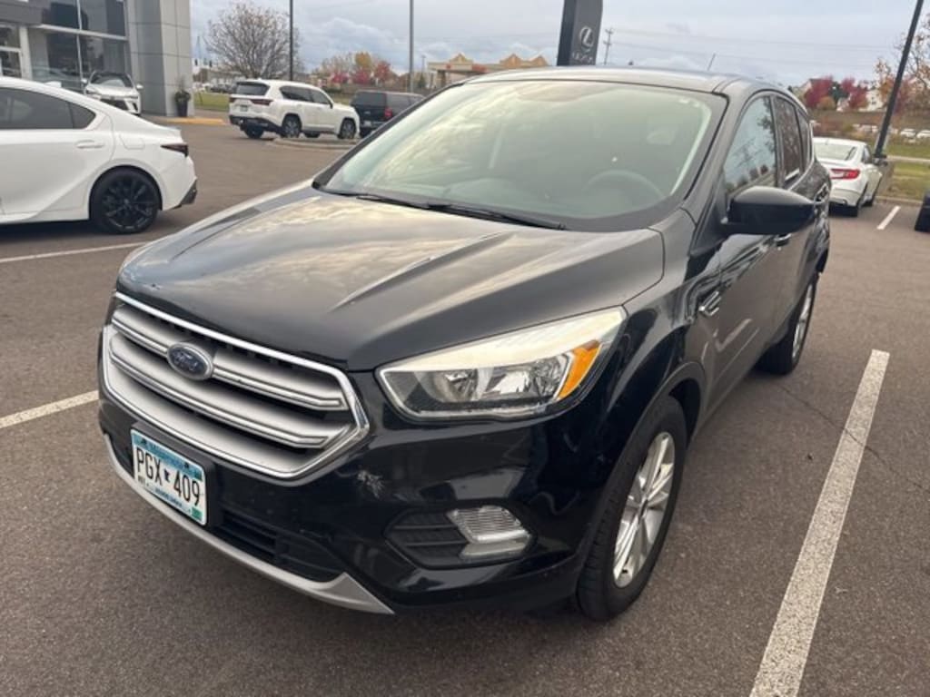 Used 2017 Ford Escape SE SUV