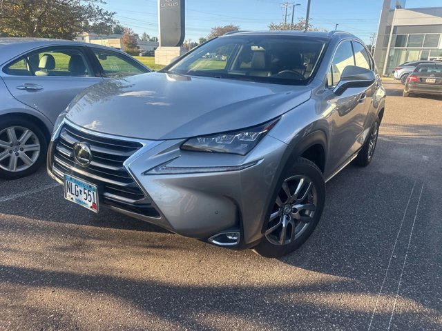 2015 Lexus NX 200t Luxury photo 4
