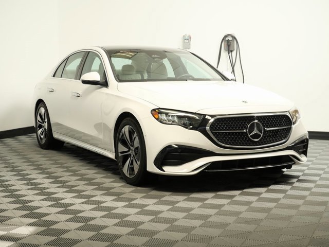 2025 Mercedes-Benz E-Class E350's photo