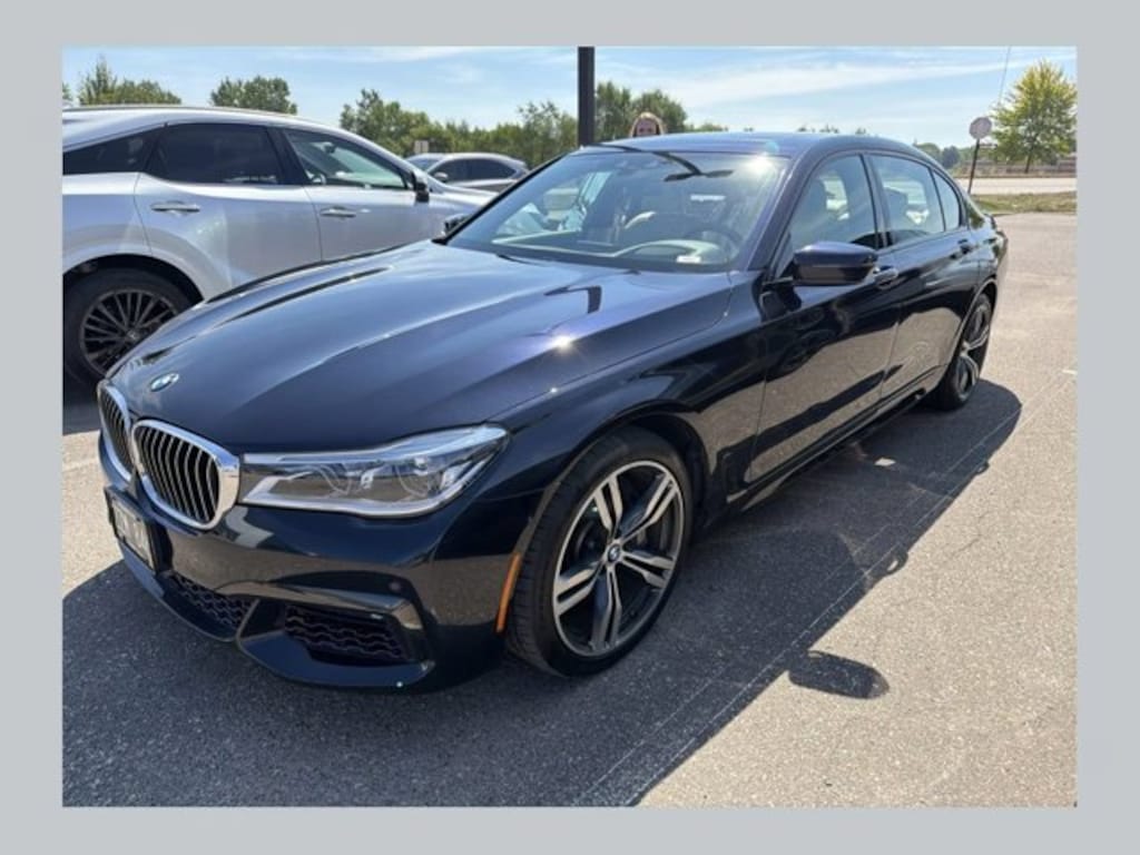 Used 2016 BMW 750i xDrive Sedan