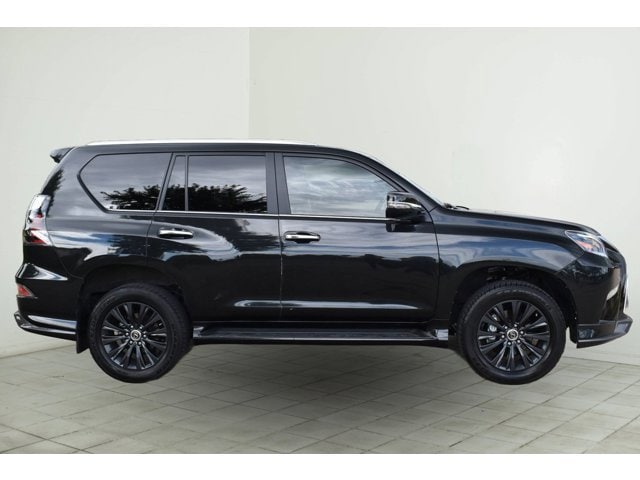 Used 2023 Lexus GX PREMIUM with VIN JTJAM7BXXP5371561 for sale in Maplewood, Minnesota