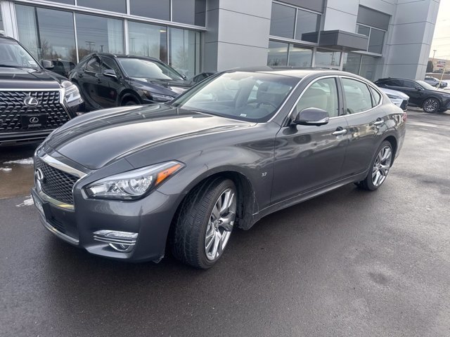 Used 2015 INFINITI Q70 3.7 with VIN JN1BY1AR2FM561972 for sale in Maplewood, Minnesota