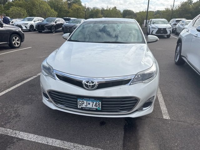 2015 Toyota Avalon XLE Premium photo 3