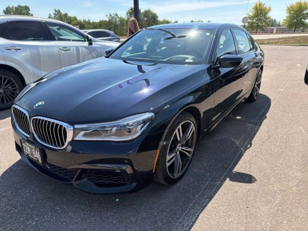 Used 2016 BMW 750i xDrive Sedan