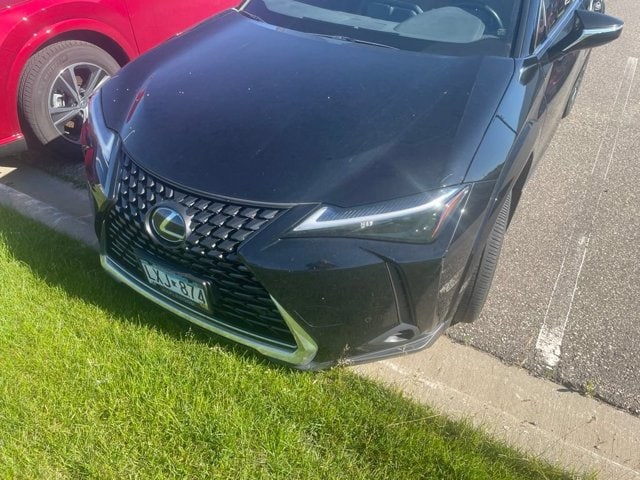 Used 2024 Lexus UX Hybrid 250h Premium with VIN JTHP9JBH4R2079816 for sale in Maplewood, Minnesota