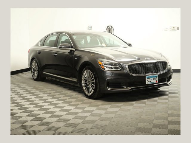 2019 Kia K900 Luxury V6's photo