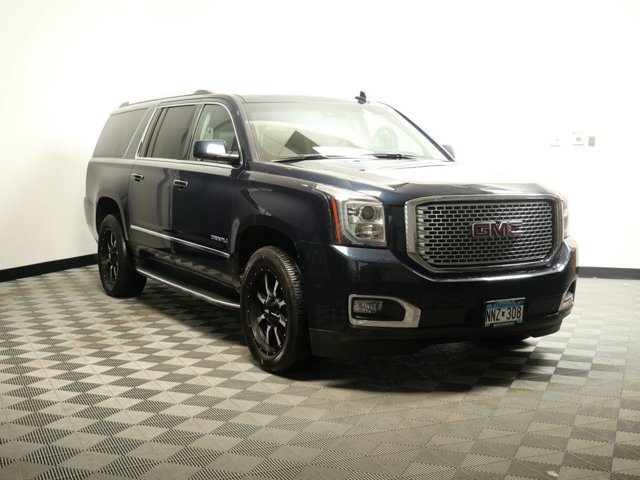 2017 GMC Yukon XL Denali's photo