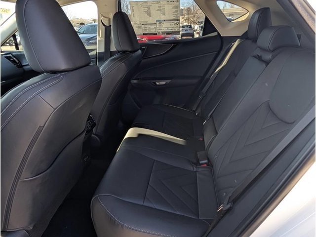 2026 Lexus NX 350 - Photo 12