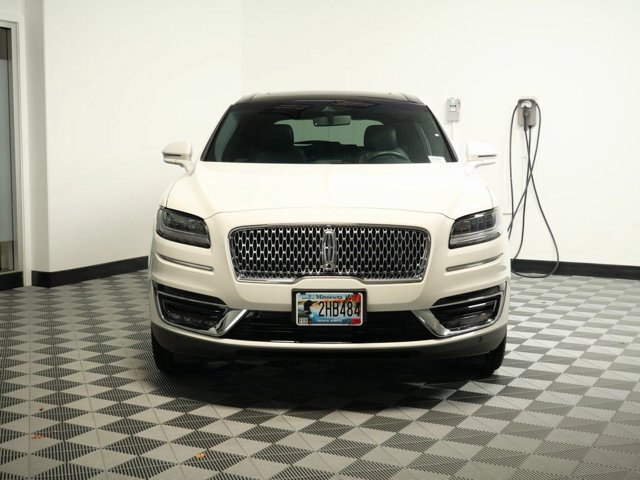 Used 2020 Lincoln Nautilus Reserve with VIN 2LMPJ8K99LBL25433 for sale in Maplewood, Minnesota