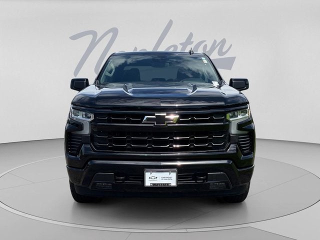 Used 2025 Chevrolet Silverado 1500 RST with VIN 2GCUKEED0S1158933 for sale in Maplewood, Minnesota