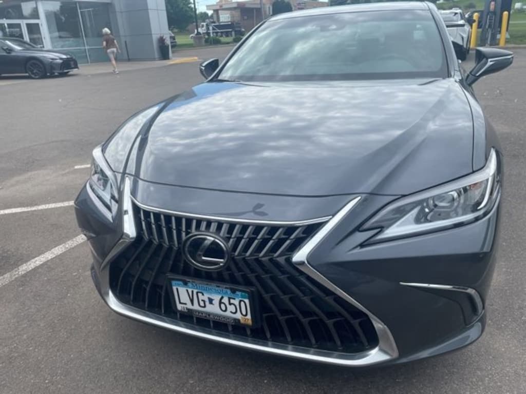 Used 2024 Lexus ES 300h Base Sedan